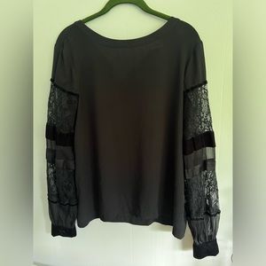 NWT Ann Taylor Loft Black Velvet, Lace, Long Sleeve Blouse